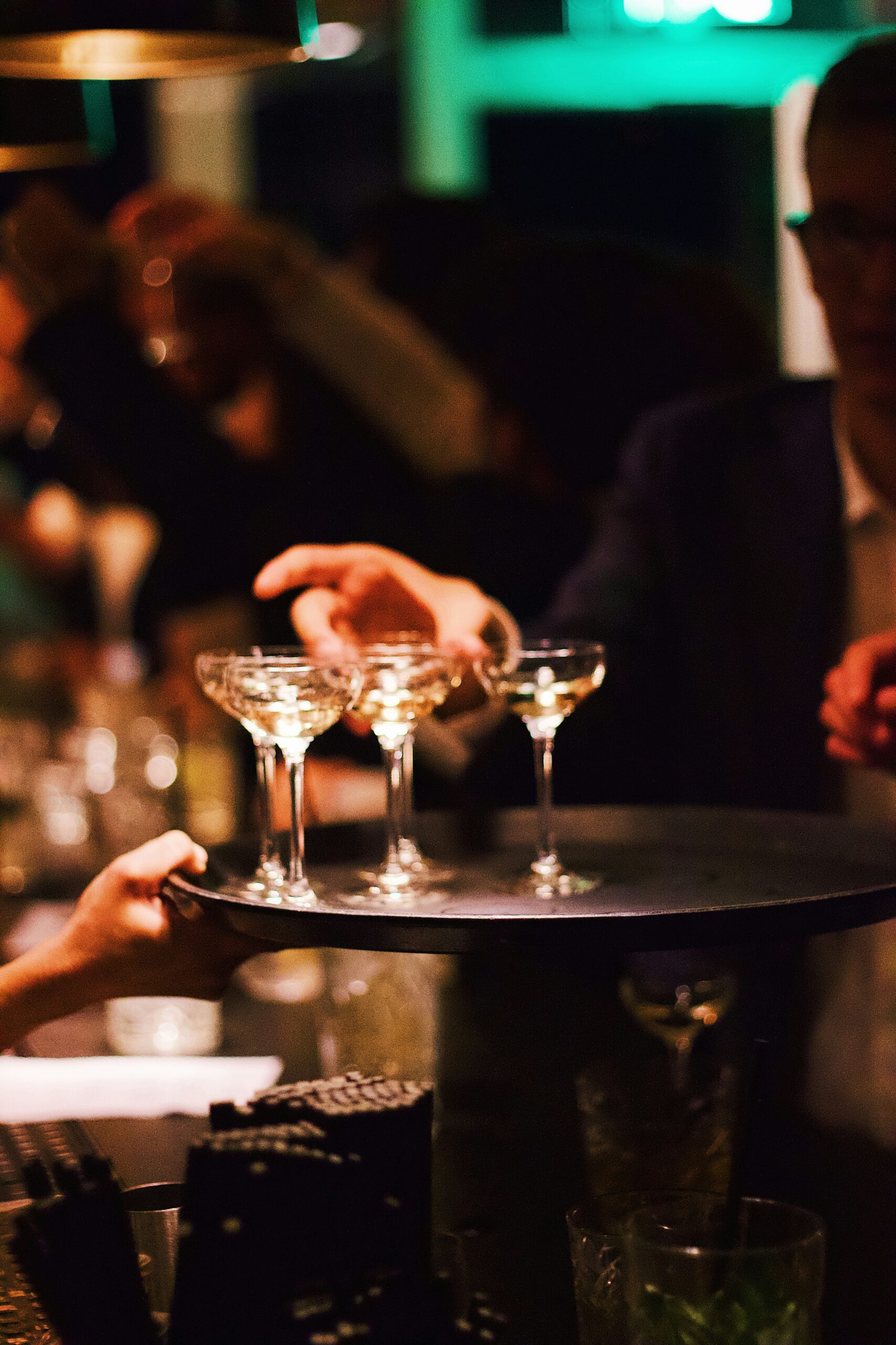 Award Ceremonies and Galas: Touch of Luxury with Mobile Bars